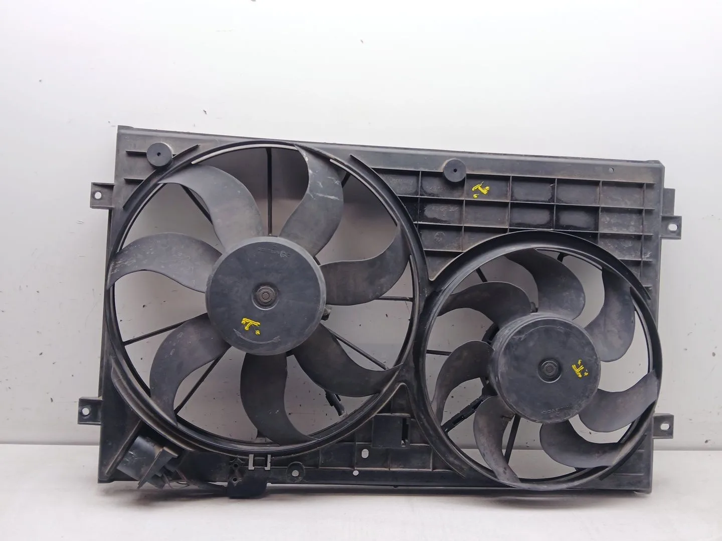 Electroventilador para Volkswagen Golf V (1K1)