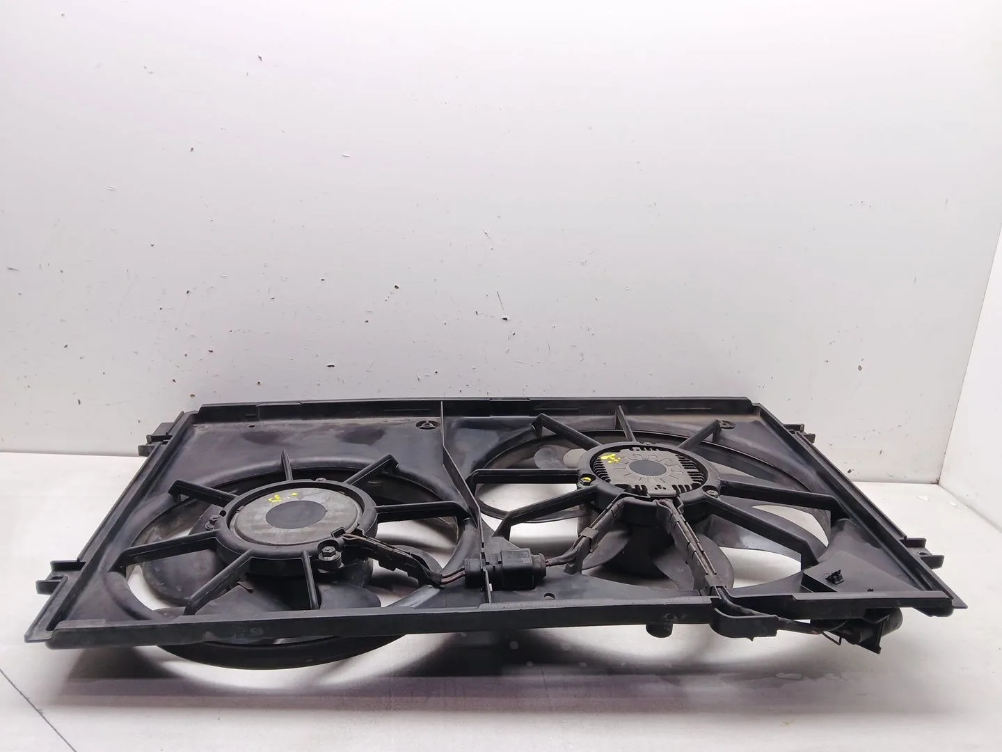 Electroventilador para Volkswagen Golf V (1K1)