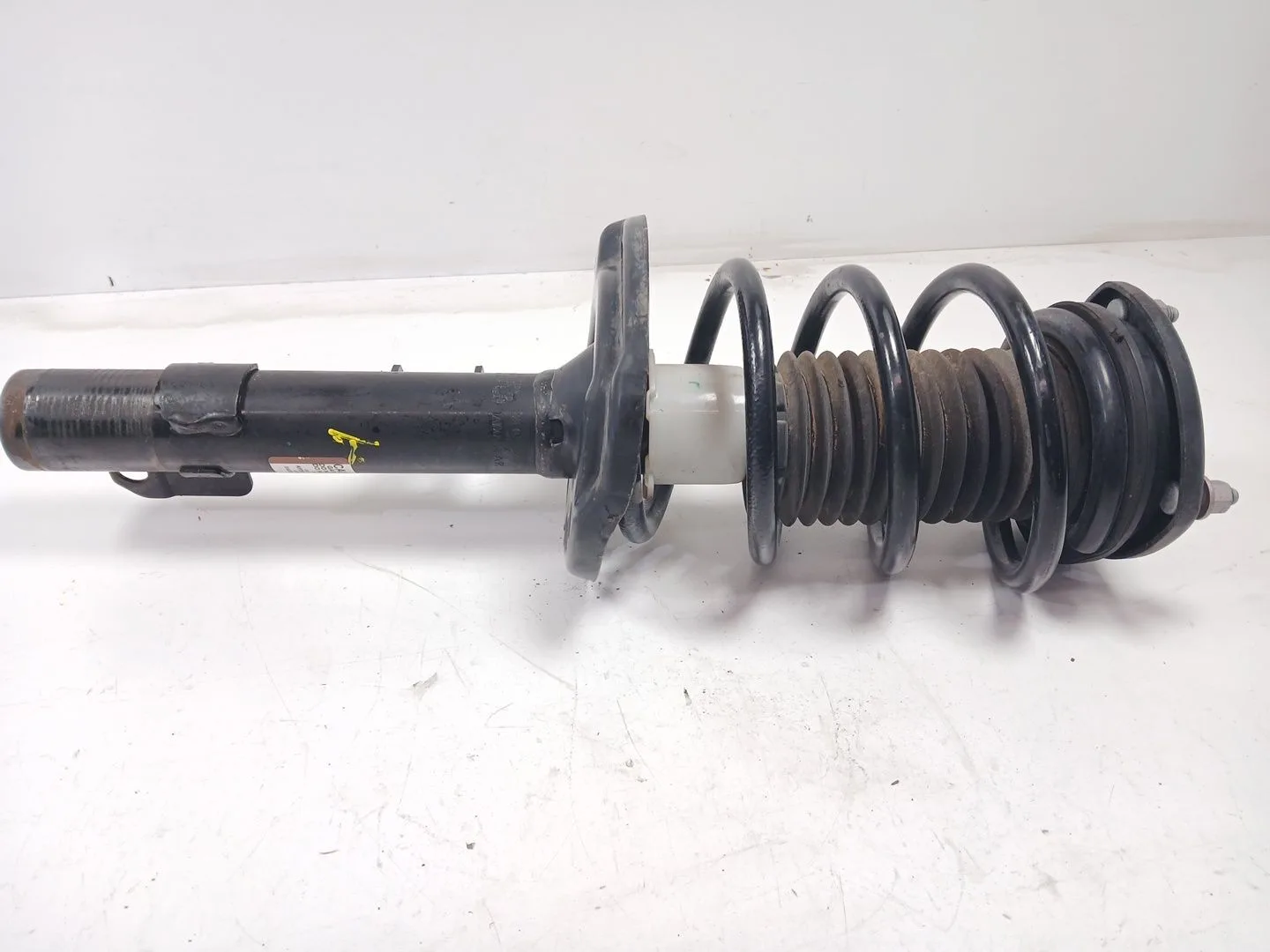 Amortiguador Delantero Derecho para Mazda Cx-30 (Dm, Dt, Ed)