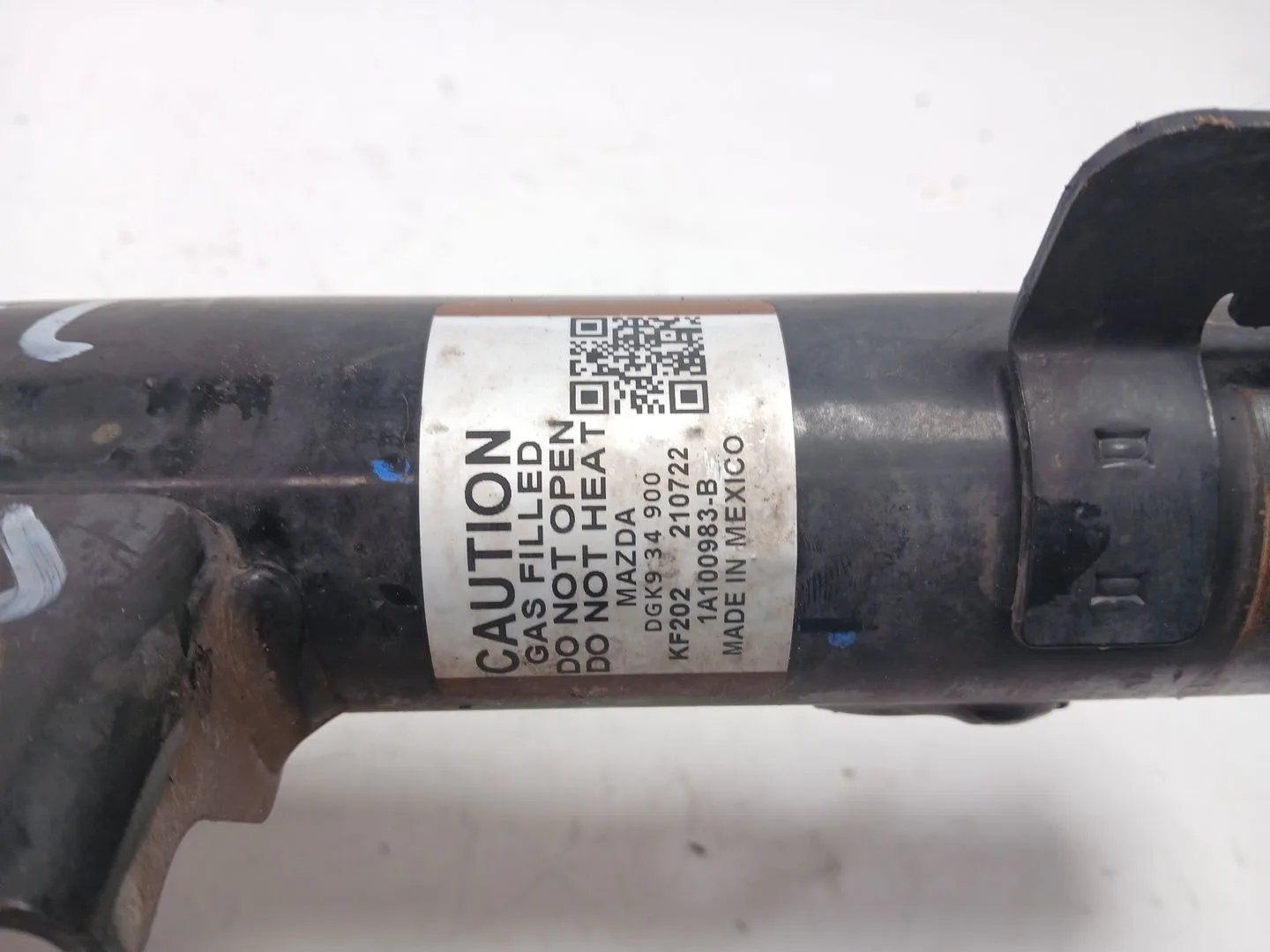Amortiguador Delantero Izquierdo para Mazda Cx-30 (Dm, Dt, Ed)