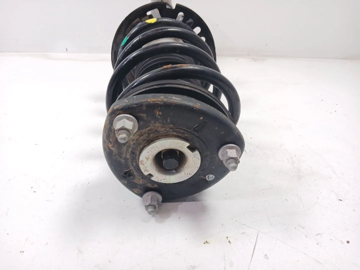 Amortiguador Delantero Izquierdo para Mazda Cx-30 (Dm, Dt, Ed)