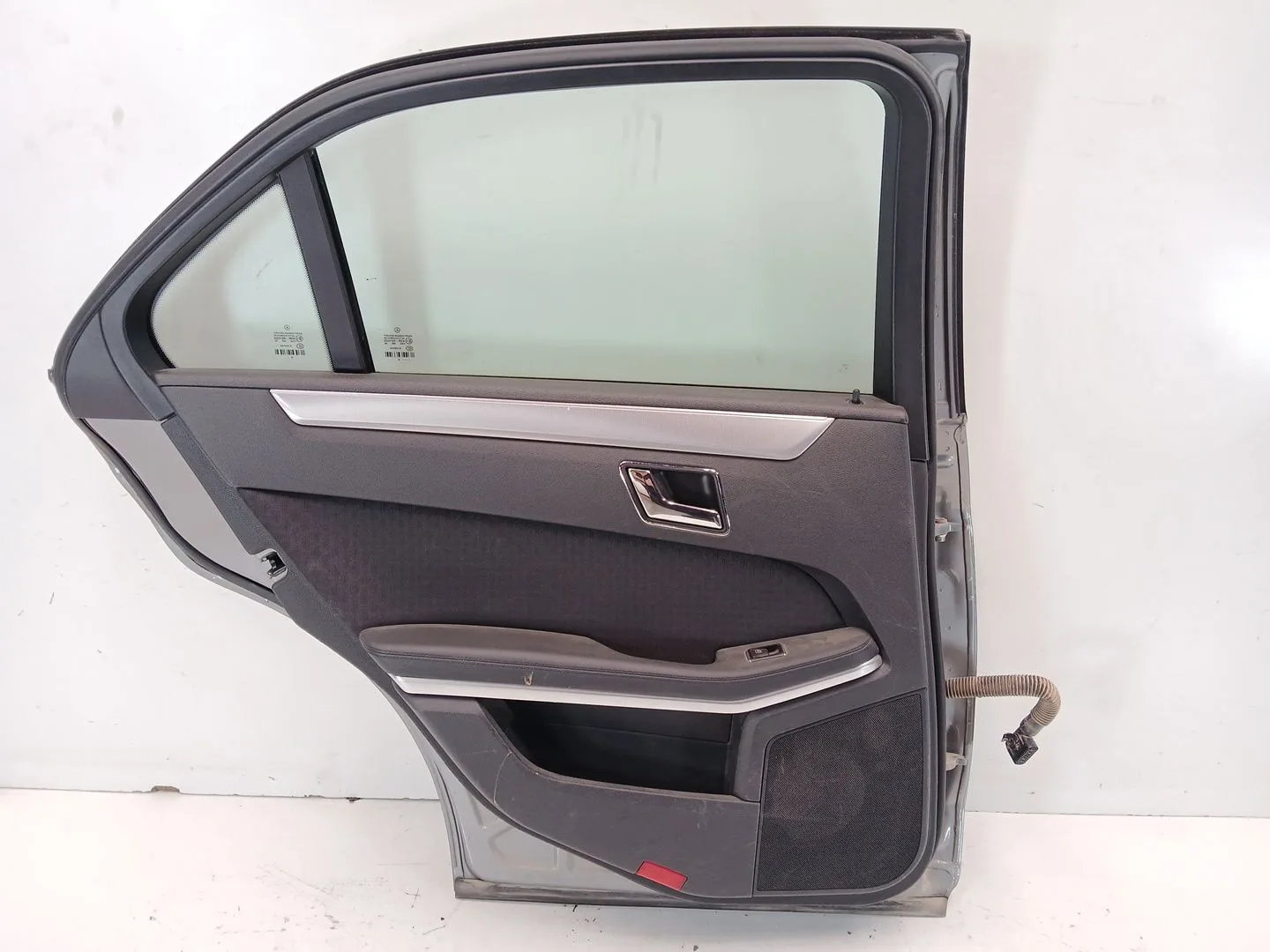 Puerta Trasera Izquierda para Mercedes-Benz Clase E (W212)