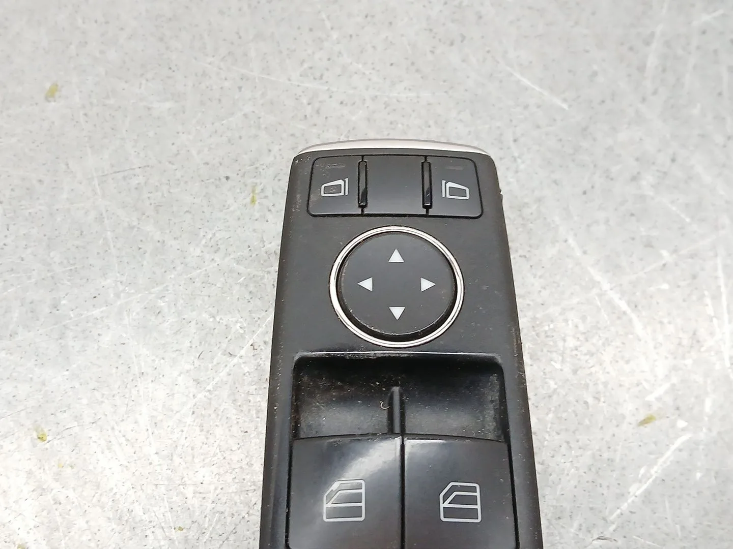 Mando Elevalunas Delantero Izquierdo para Mercedes-Benz Clase E (W212)