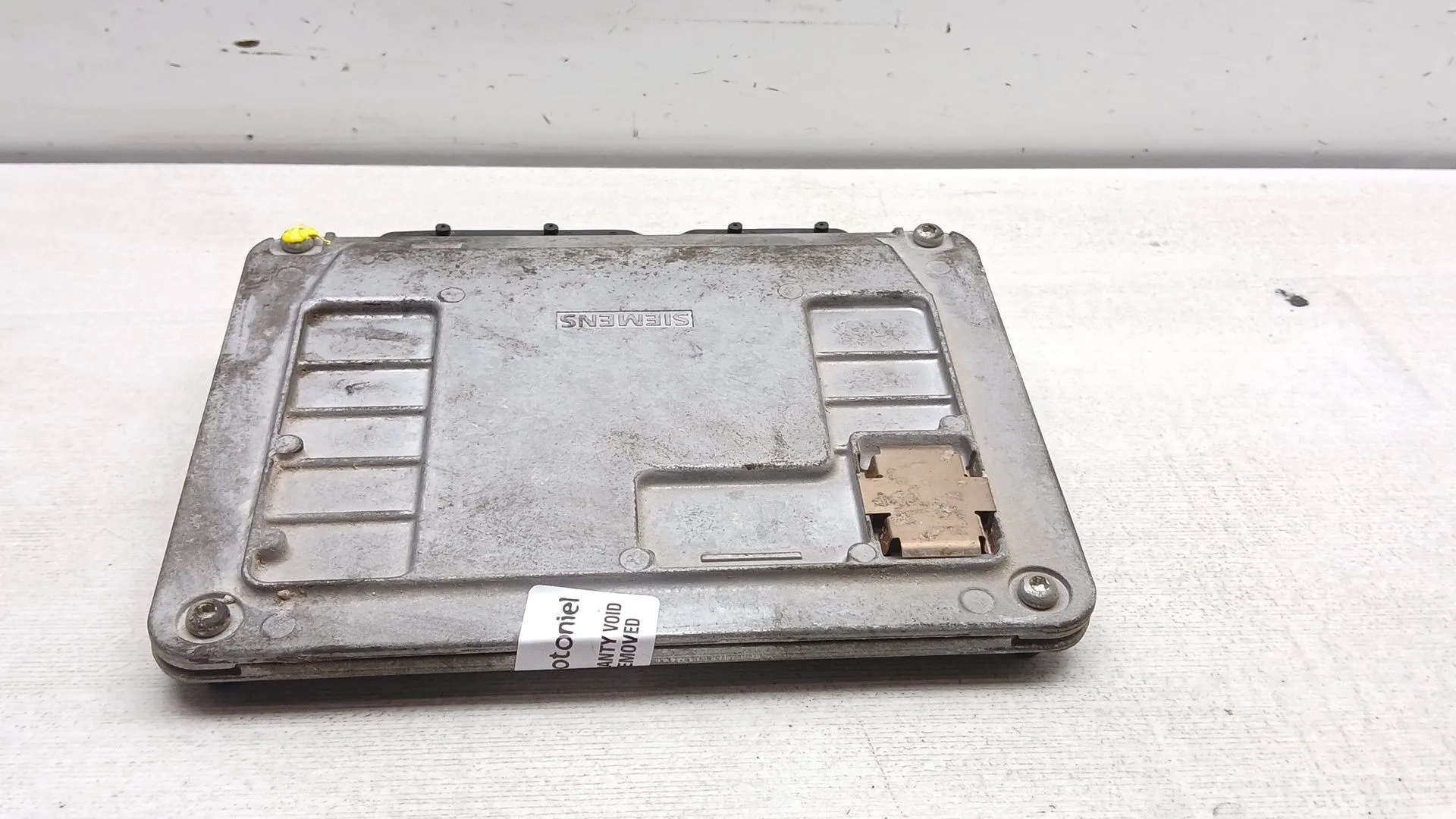 Centralita Motor Uce para Seat Ibiza Iii (6L1)