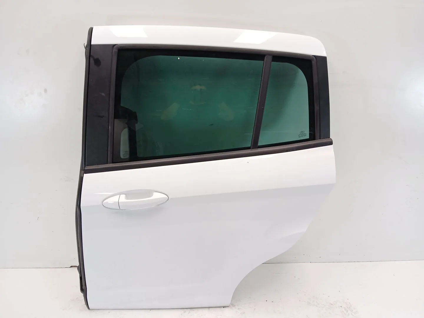 Puerta Trasera Izquierda para Ford B-Max (Jk)