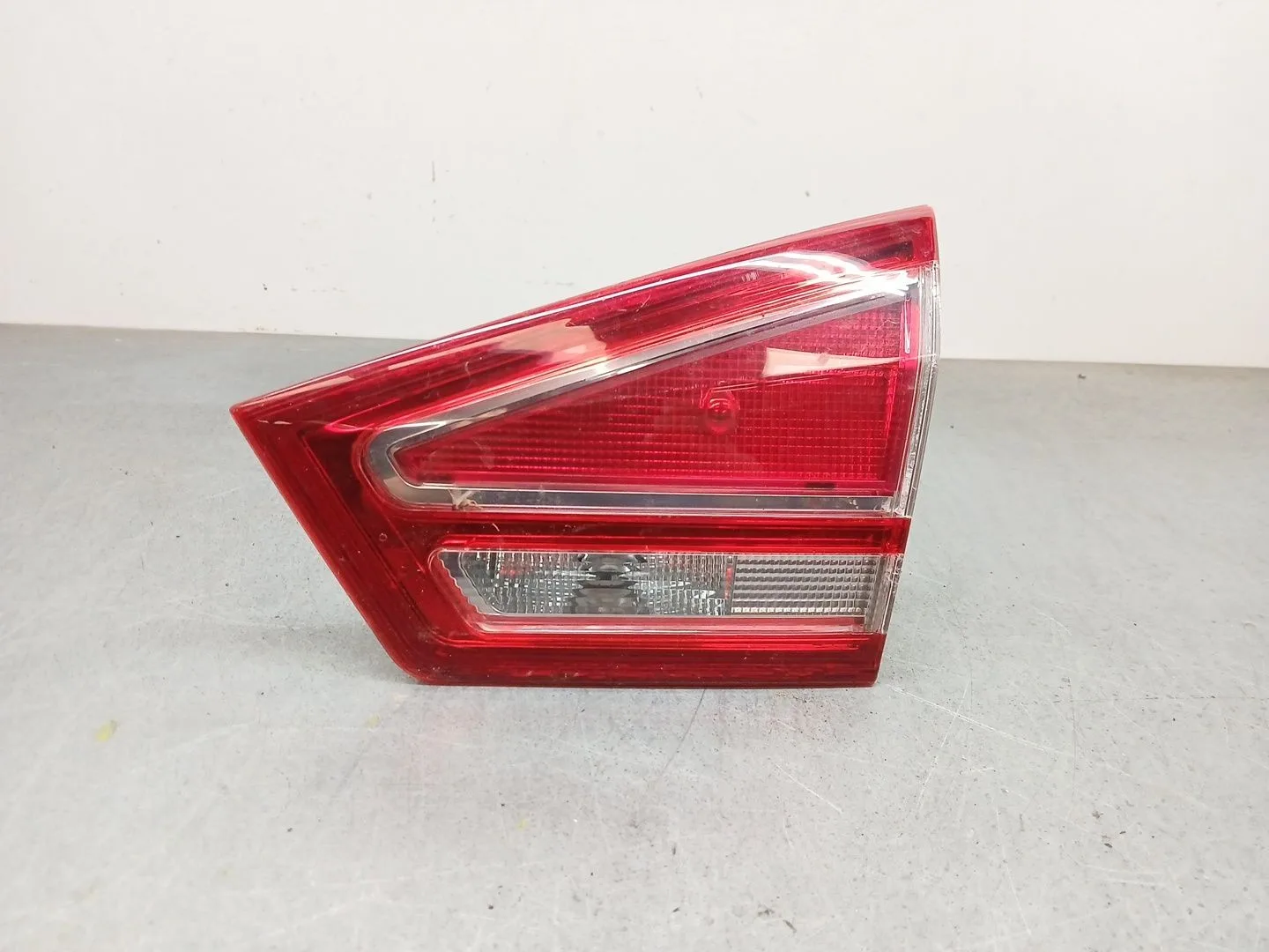 Piloto Trasero Derecho Interior para Ford B-Max (Jk)