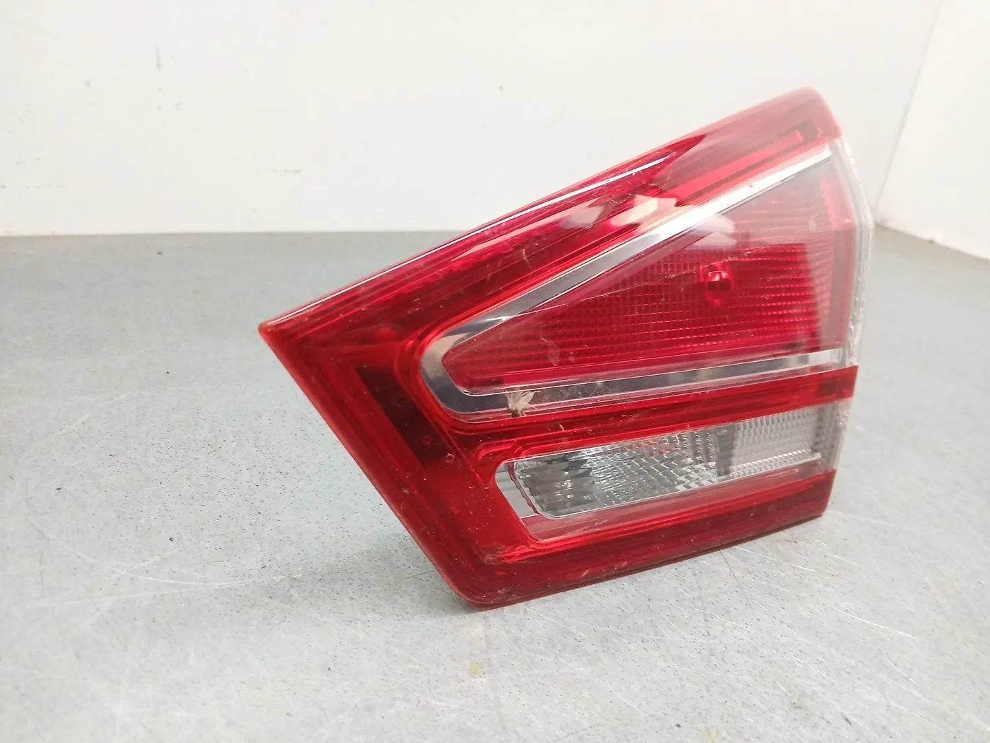 Piloto Trasero Derecho Interior para Ford B-Max (Jk)