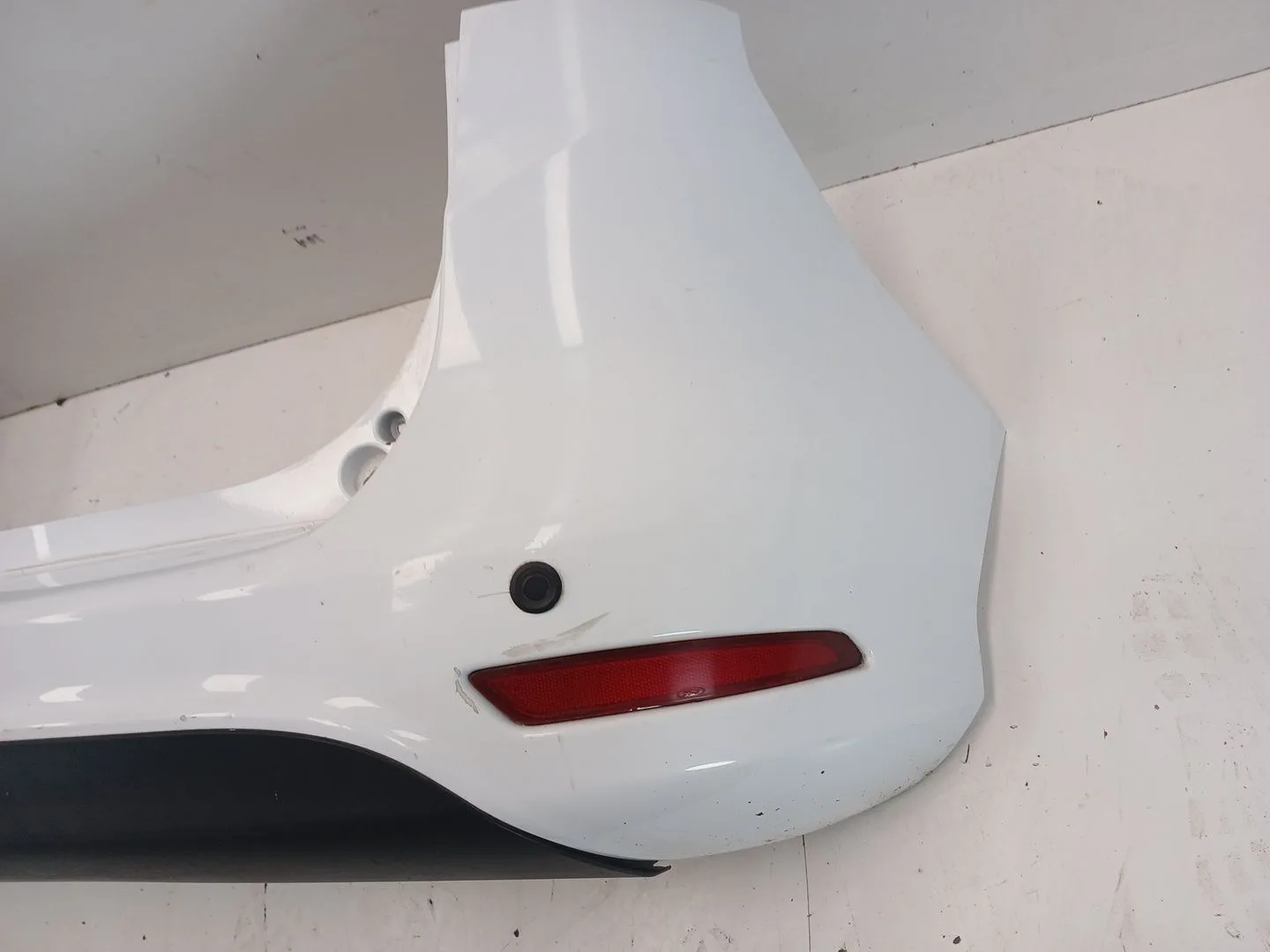 Paragolpes Trasero para Ford B-Max (Jk)