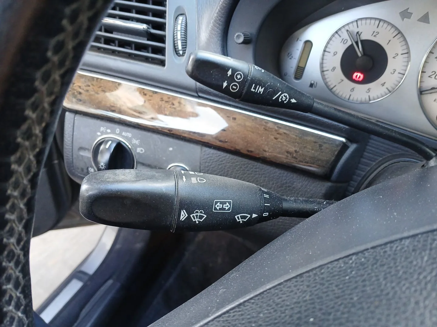 Mando Limpia para Mercedes-Benz Clase E (W211)