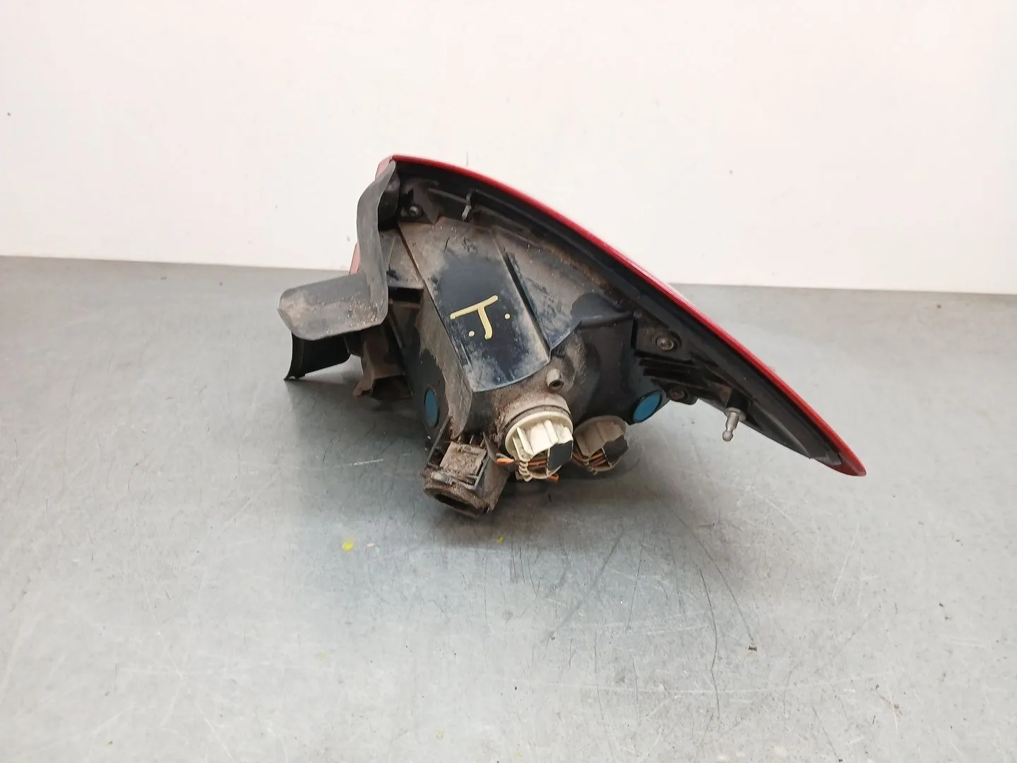Piloto Trasero Izquierdo para Ford Fiesta Vii (Hj, Hf)