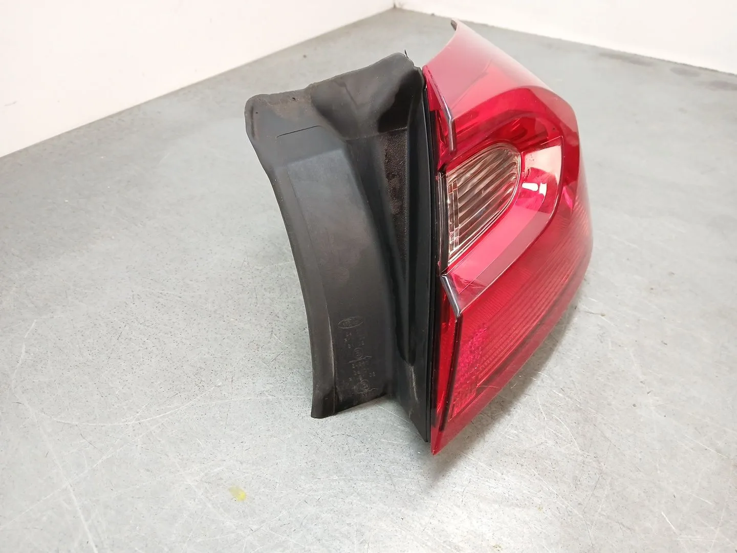 Piloto Trasero Derecho para Ford Fiesta Vii (Hj, Hf)