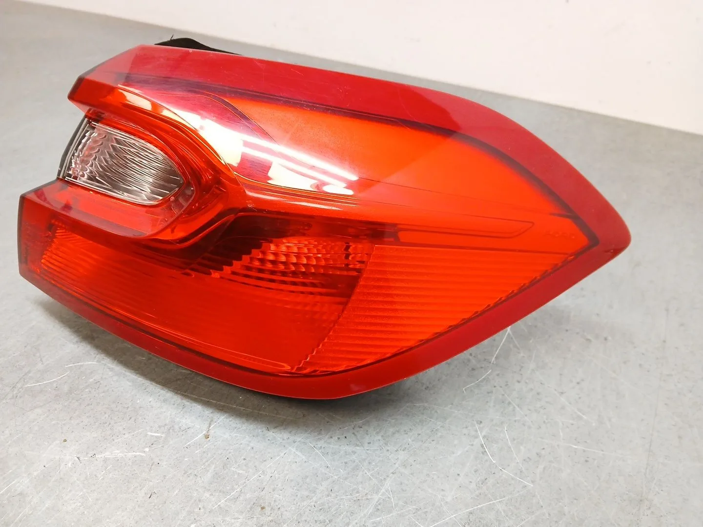 Piloto Trasero Derecho para Ford Fiesta Vii (Hj, Hf)