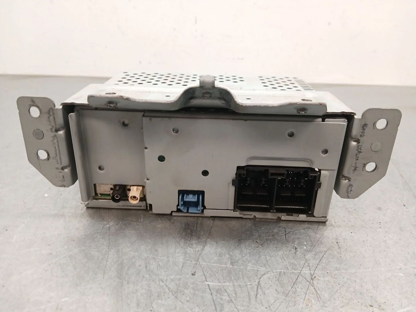 Sistema Audio / Radio Cd para Ford Fiesta Vii (Hj, Hf)