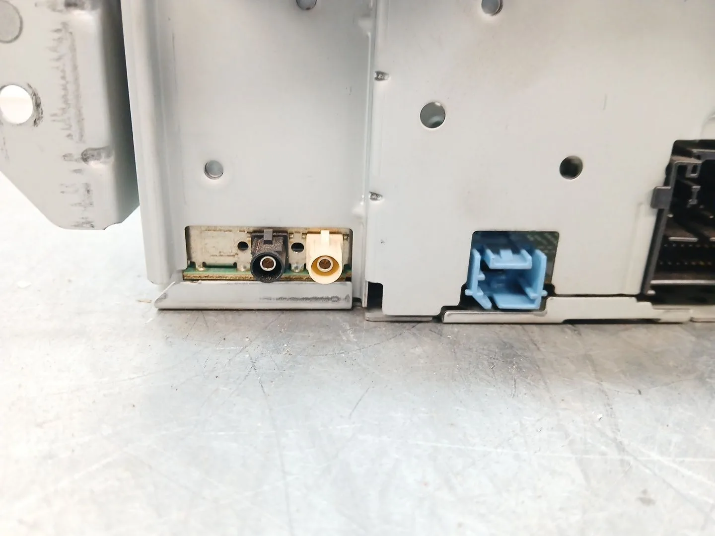 Sistema Audio / Radio Cd para Ford Fiesta Vii (Hj, Hf)