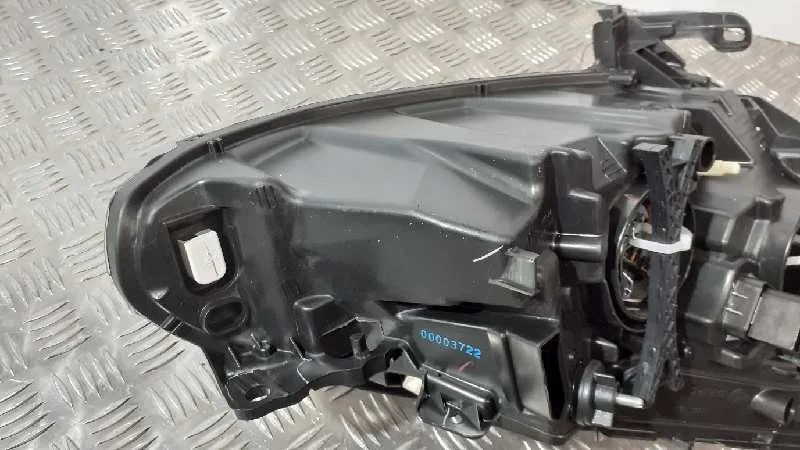 Faro Izquierdo para Peugeot 208