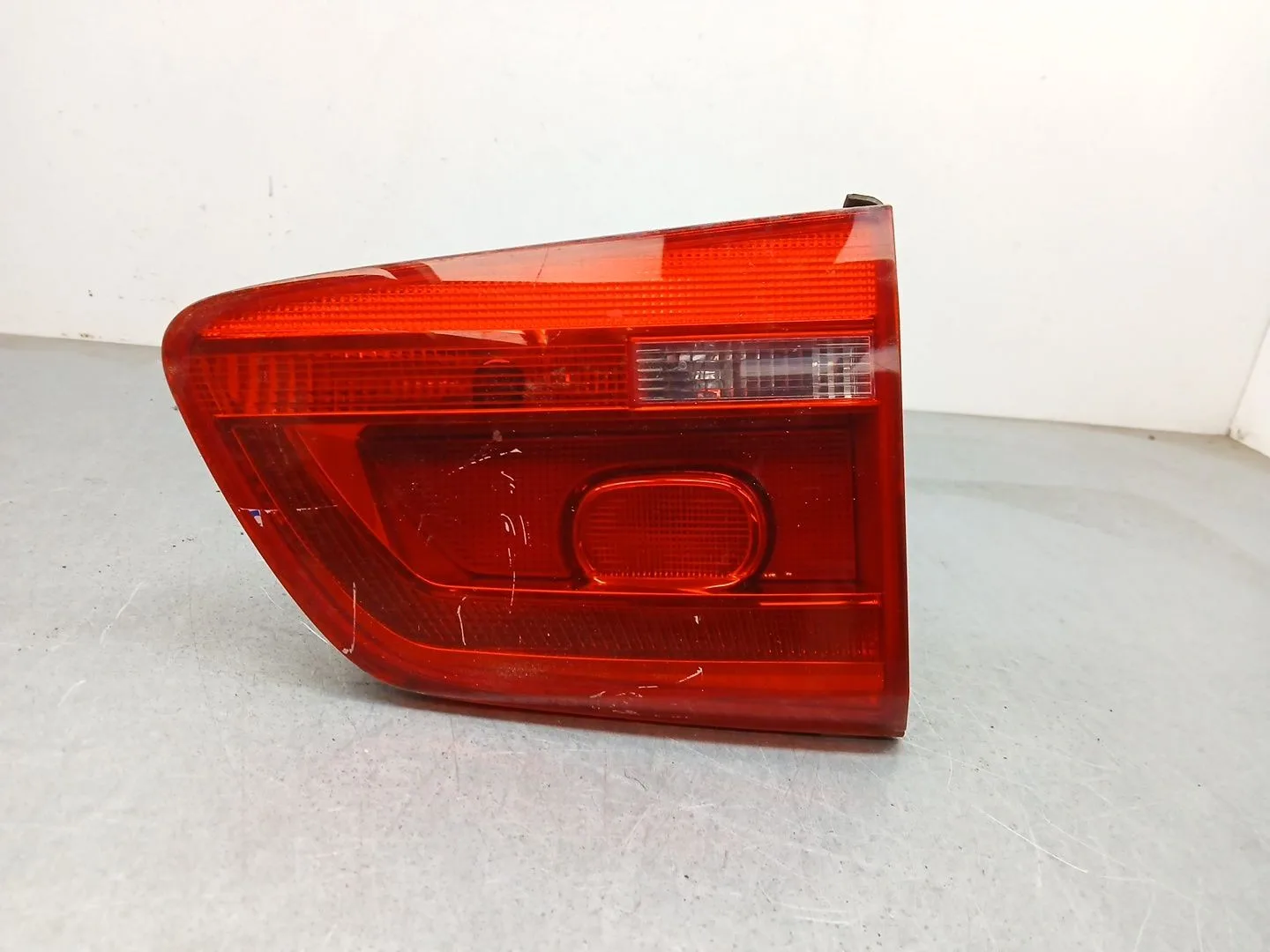 Piloto Trasero Izquierdo Interior para Volkswagen Touran (1T3)