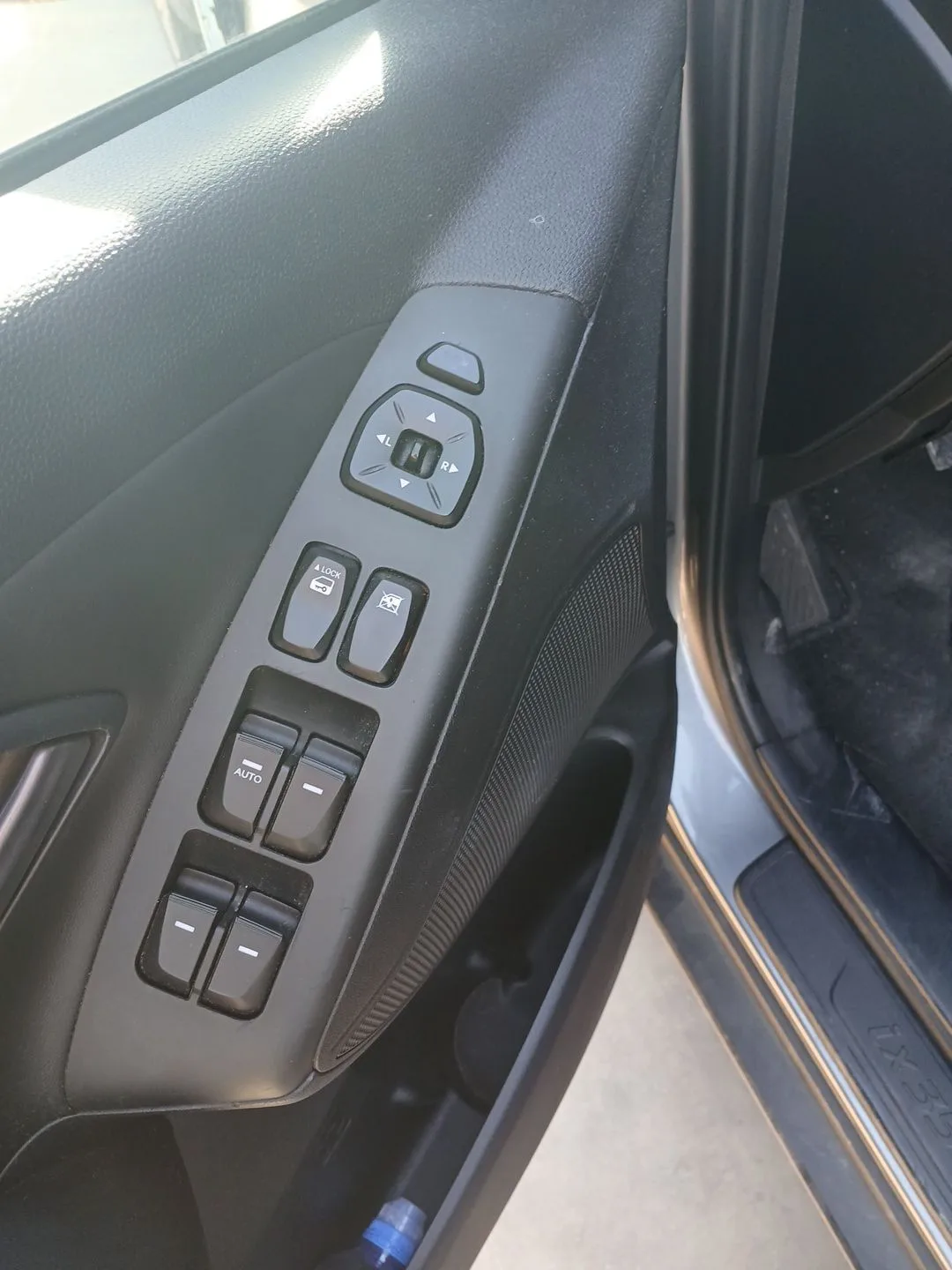 Mando Elevalunas Delantero Izquierdo para Hyundai Ix35 (Lm, El, Elh)