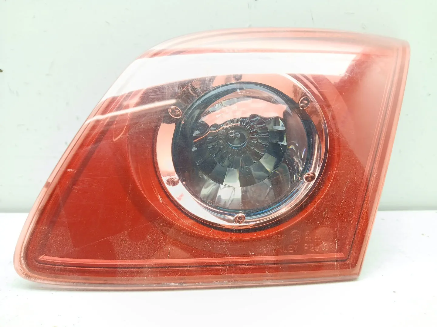 Piloto Trasero Derecho Interior para Mazda 3 Sedan (Bk)