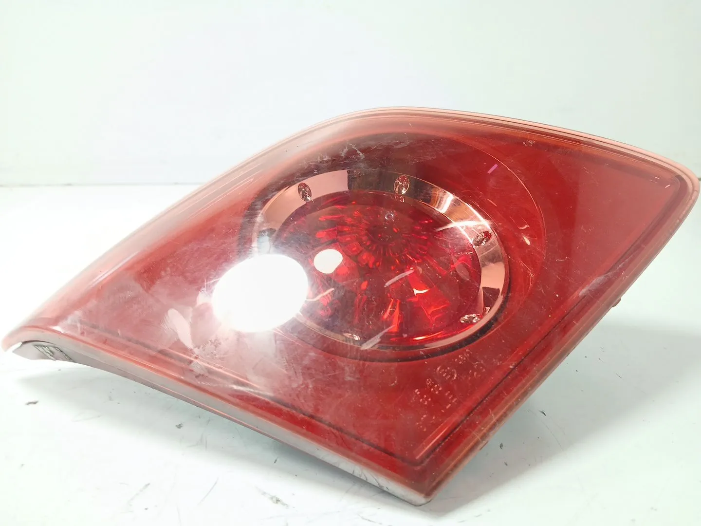 Piloto Trasero Izquierdo Interior para Mazda 3 Sedan (Bk)