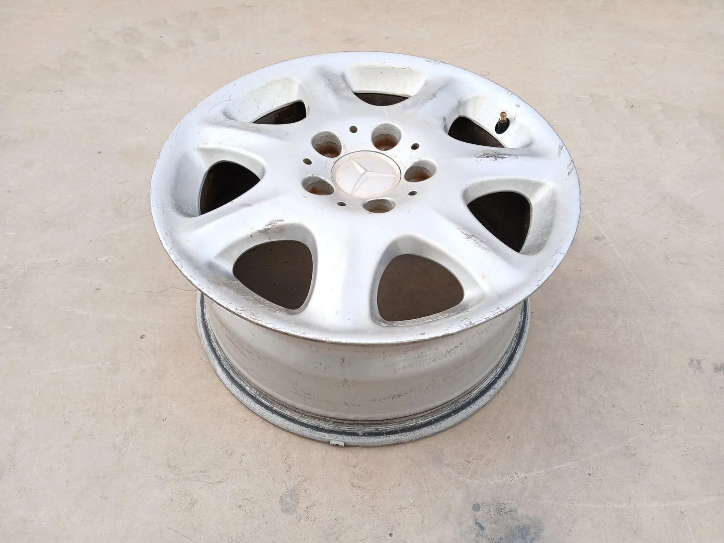 Llanta para Mercedes-Benz Clase S (W220, V220)