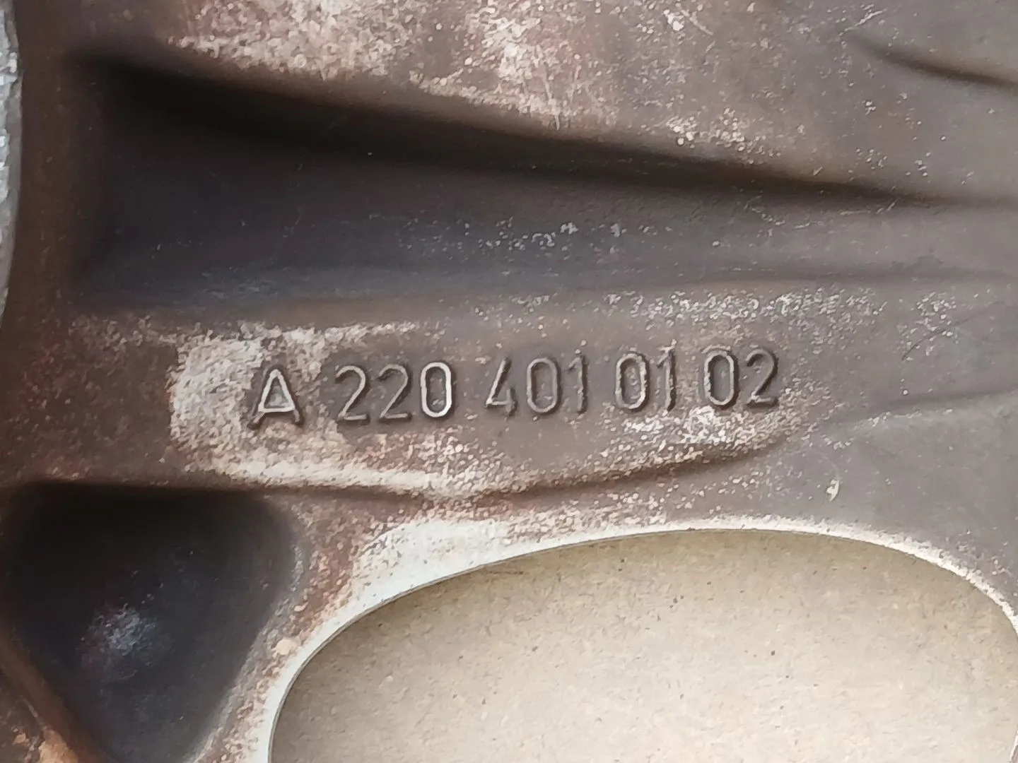 Llanta para Mercedes-Benz Clase S (W220, V220)