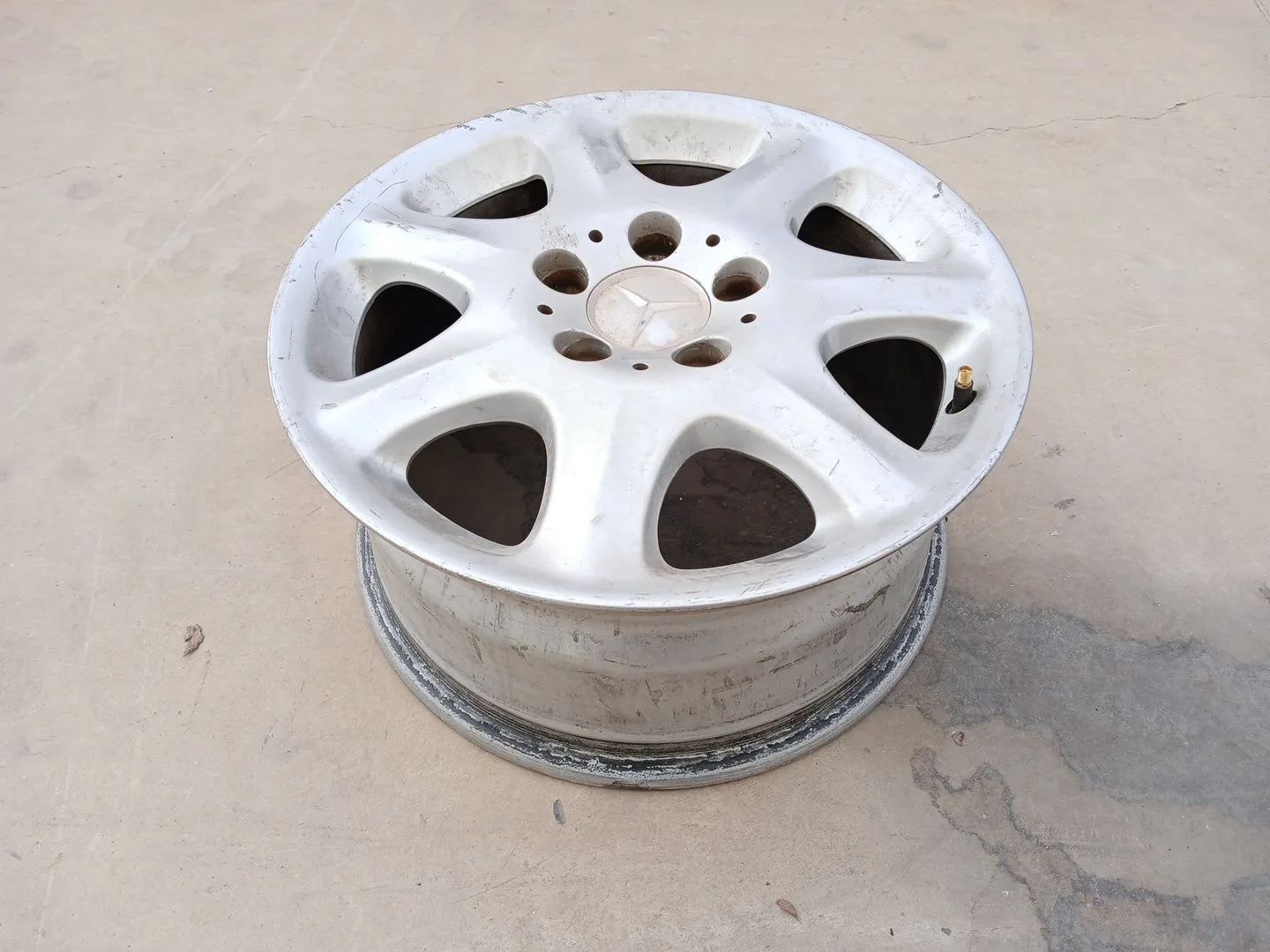 Llanta para Mercedes-Benz Clase S (W220, V220)