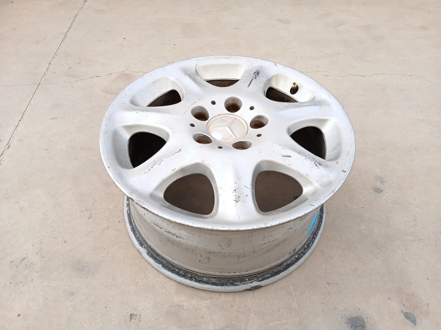 Llanta para Mercedes-Benz Clase S (W220, V220)