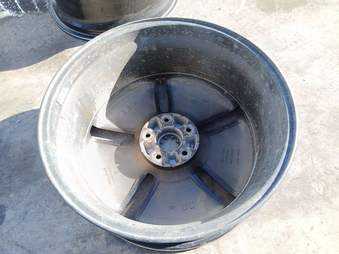 Llanta Trasera Izquierda para Kia Ev6 (Cv)