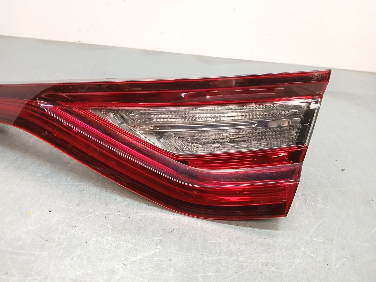 Piloto Trasero Derecho Interior para Renault Megane Iv Hatchback (B9A/M/N_)