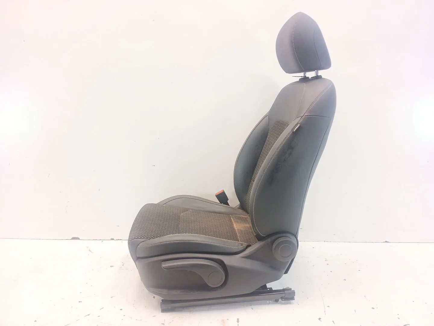 Asiento Delantero Izquierdo para Kia Xceed (Cd)