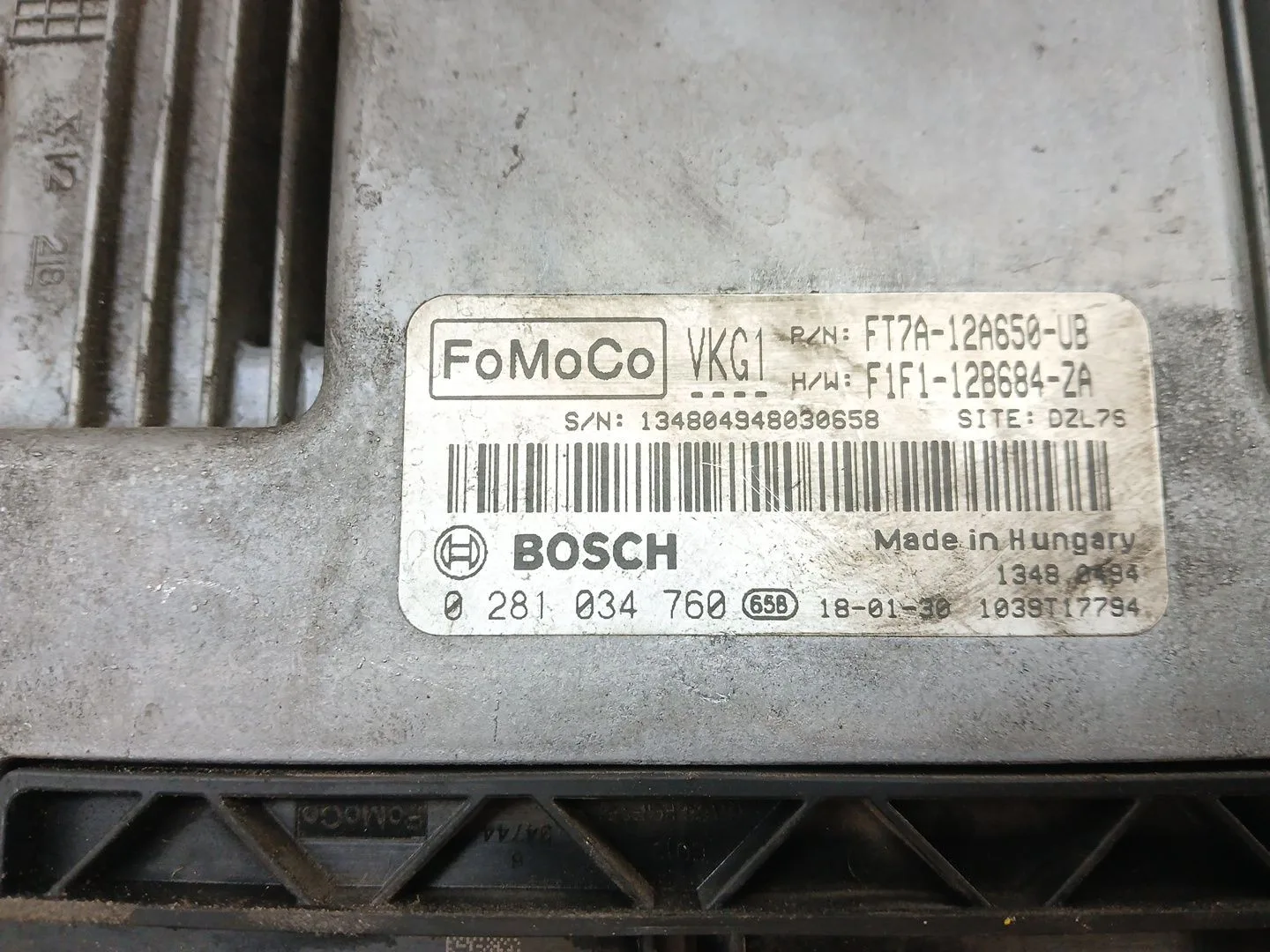Centralita Motor Uce para Ford Transit Courier B460 Monospace