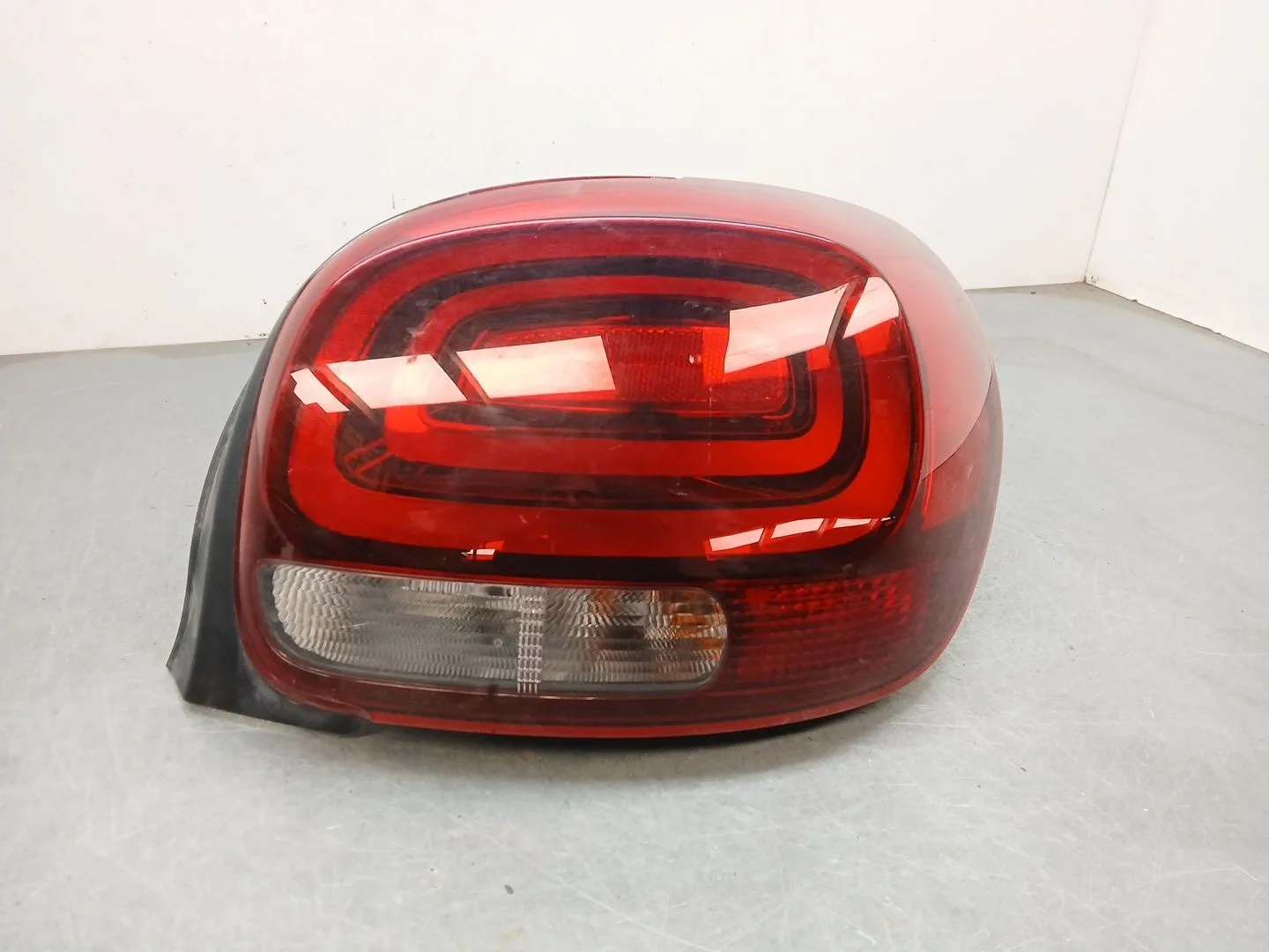 Piloto Trasero Derecho para Citroën C3 Iii (Sx)