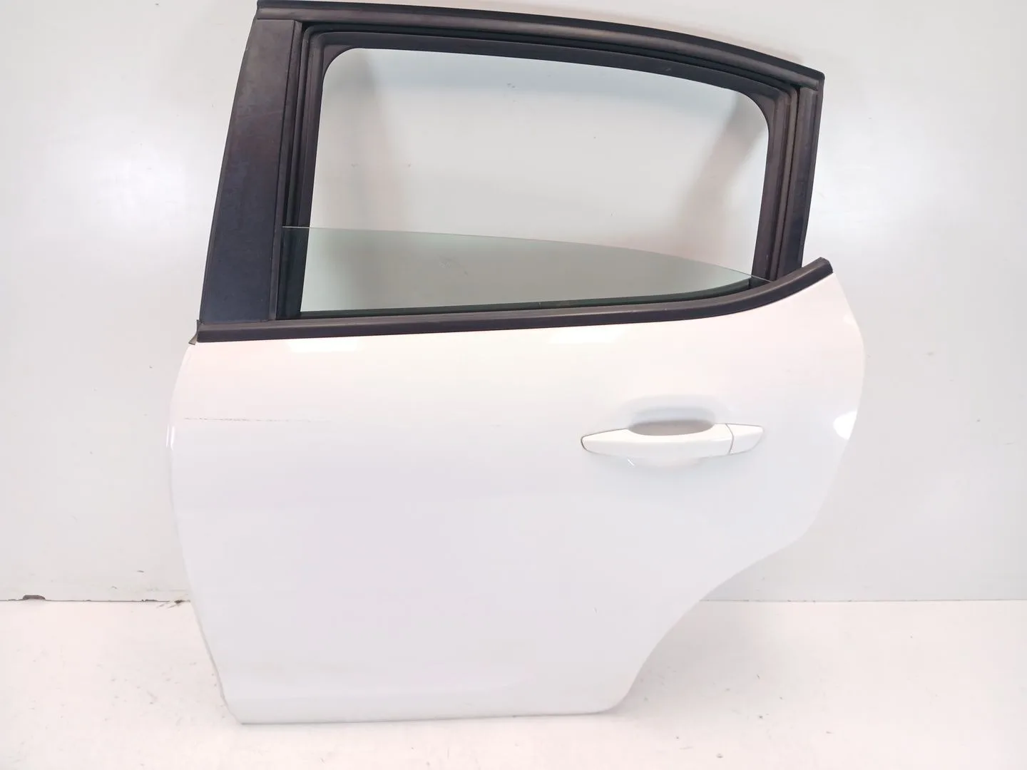 Puerta Trasera Izquierda para Citroën C3 Iii (Sx)