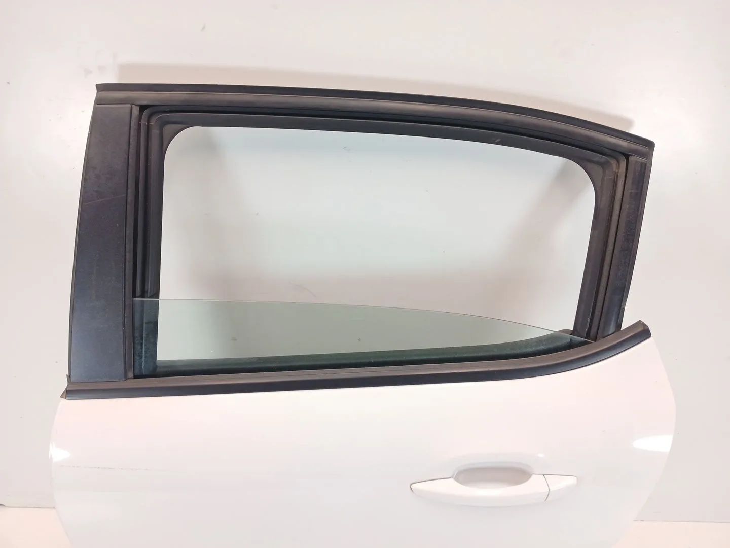 Puerta Trasera Izquierda para Citroën C3 Iii (Sx)