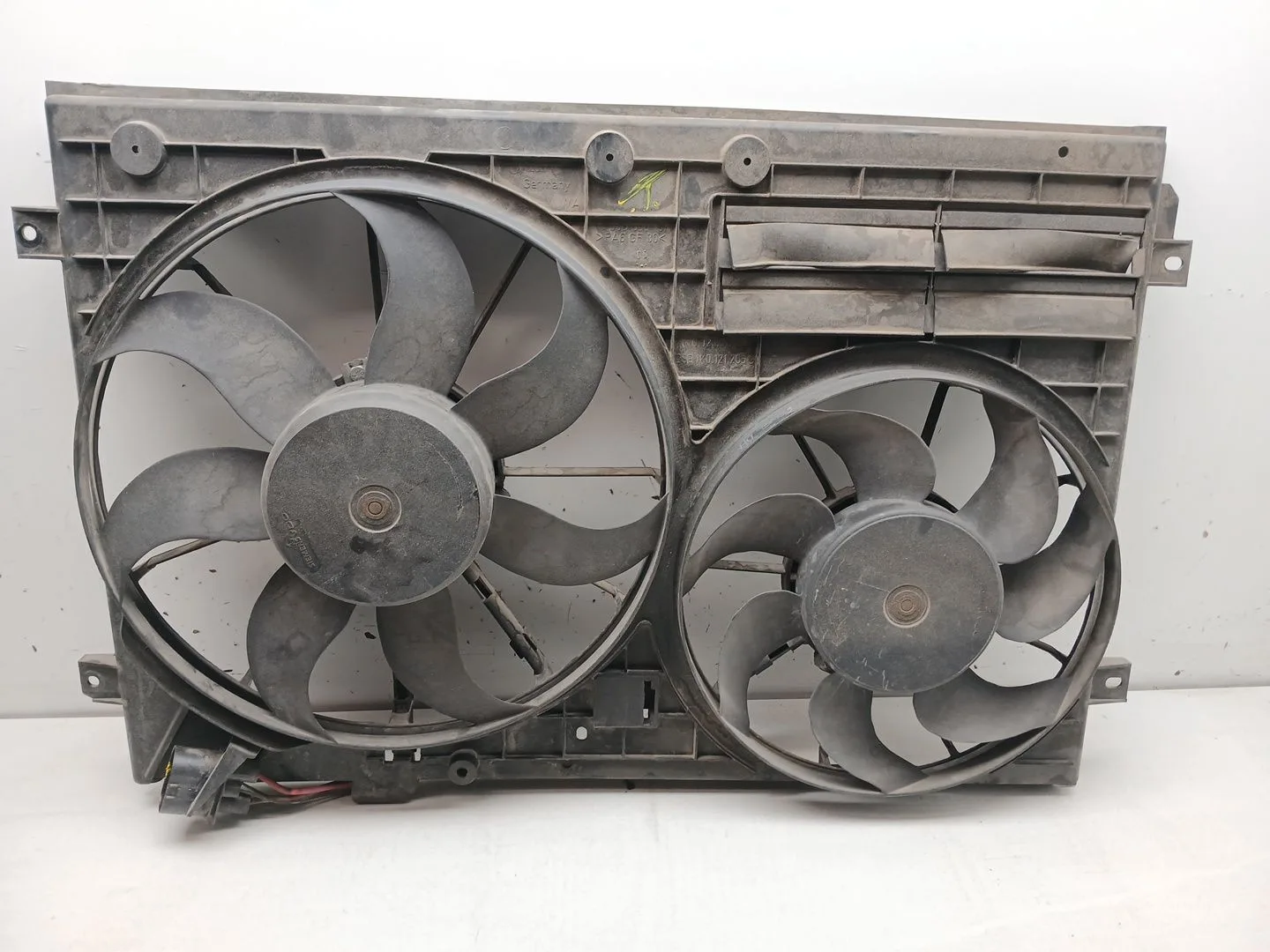 Electroventilador para Volkswagen Passat B6 (3C2)