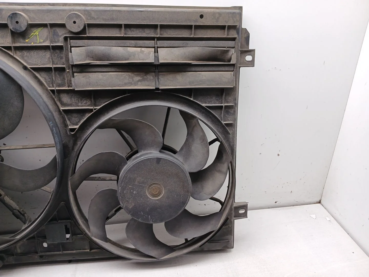 Electroventilador para Volkswagen Passat B6 (3C2)
