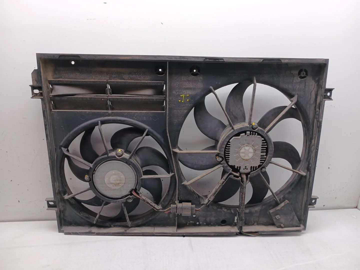 Electroventilador para Volkswagen Passat B6 (3C2)