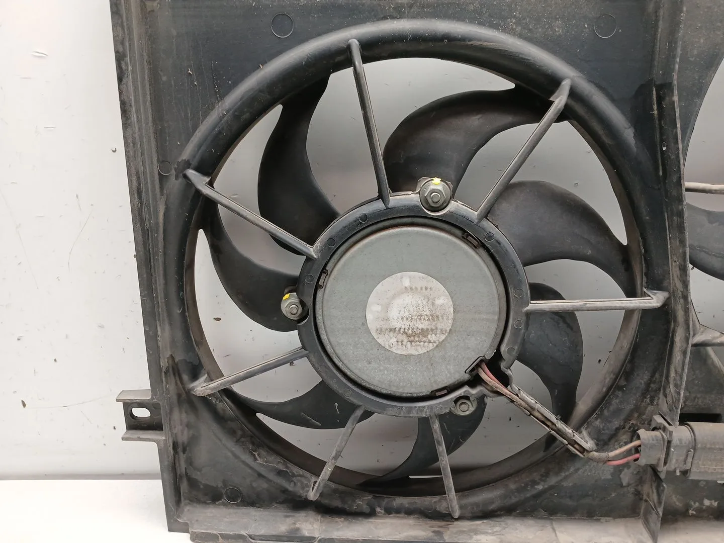 Electroventilador para Volkswagen Passat B6 (3C2)