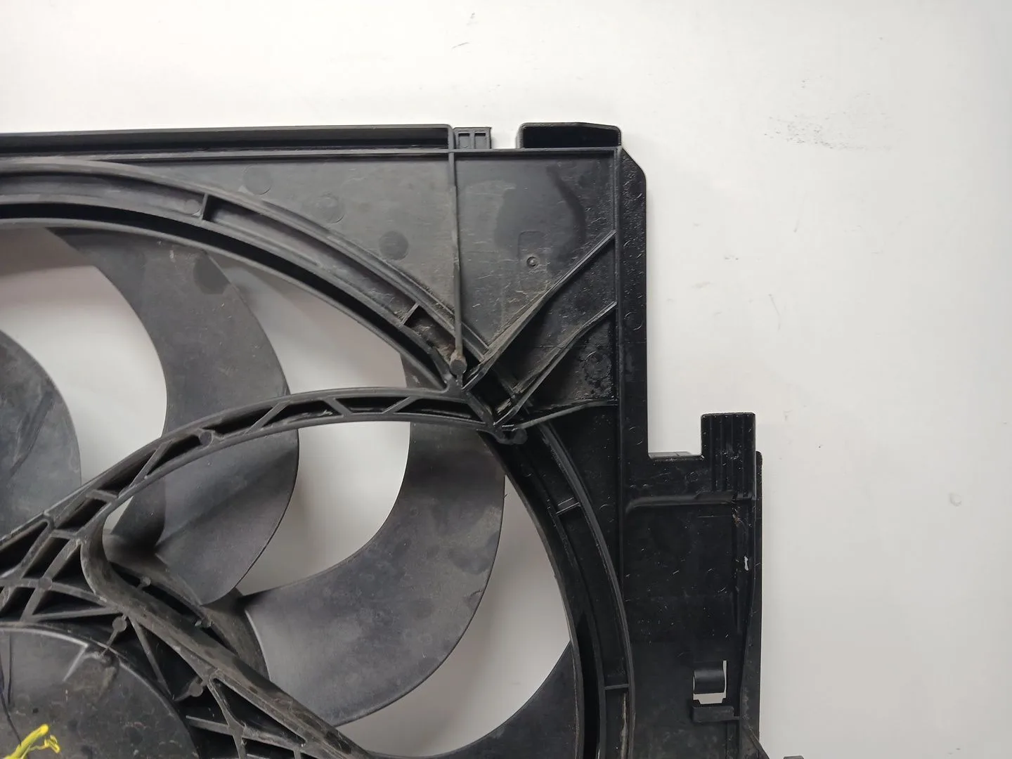 Electroventilador para Bmw 1 (F20)