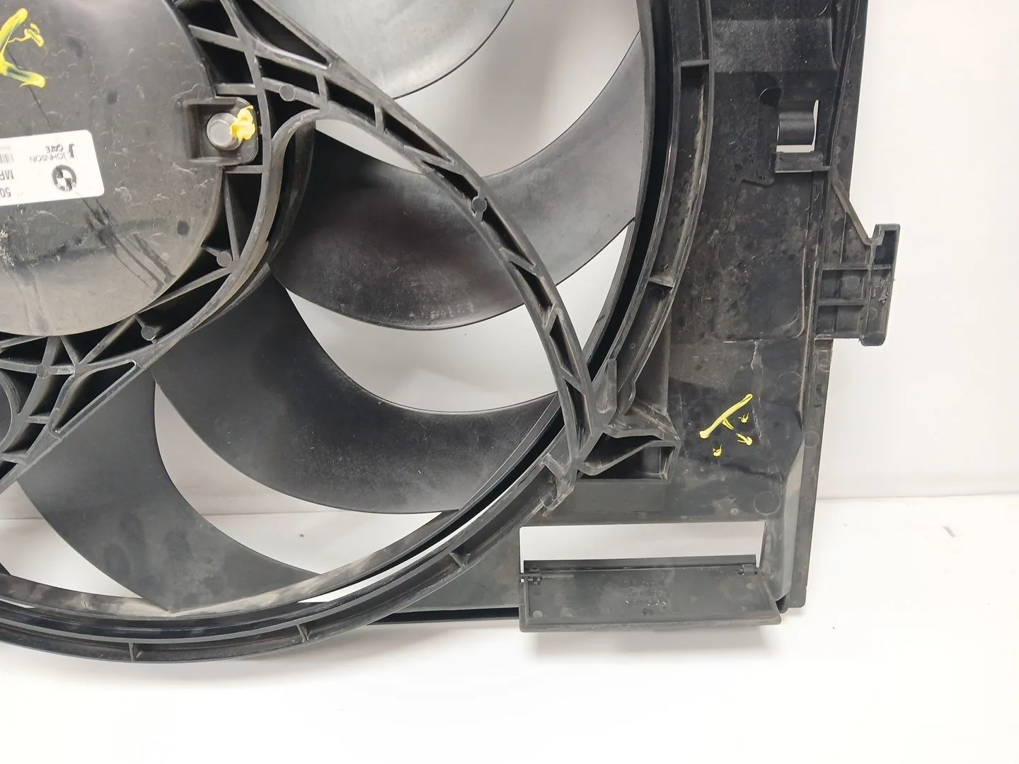 Electroventilador para Bmw 1 (F20)