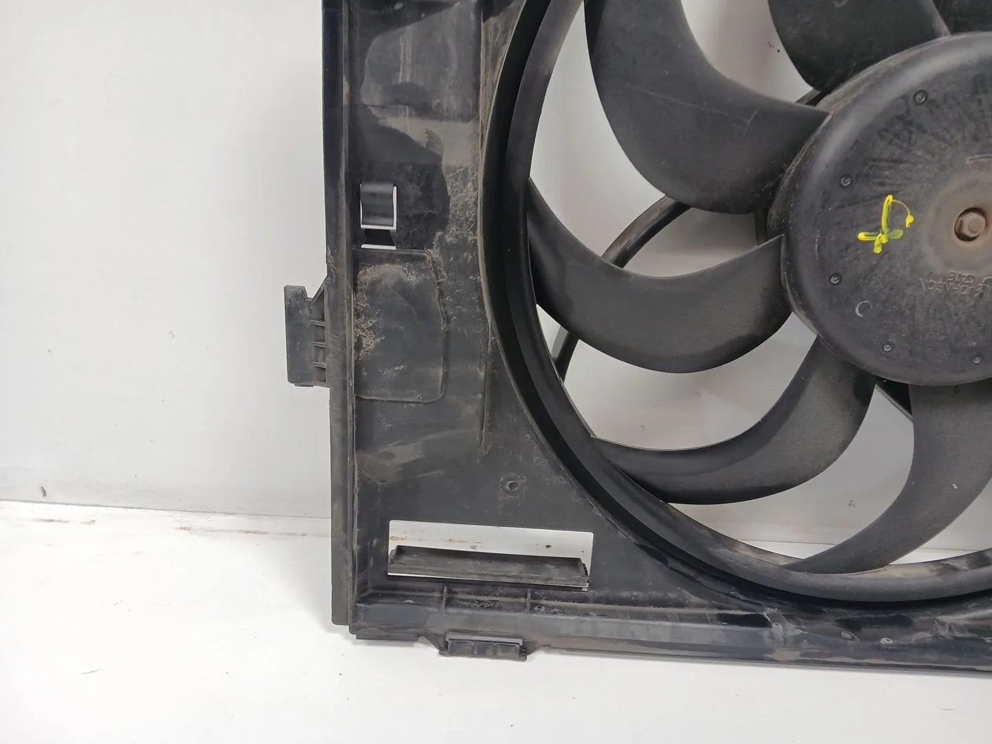 Electroventilador para Bmw 1 (F20)