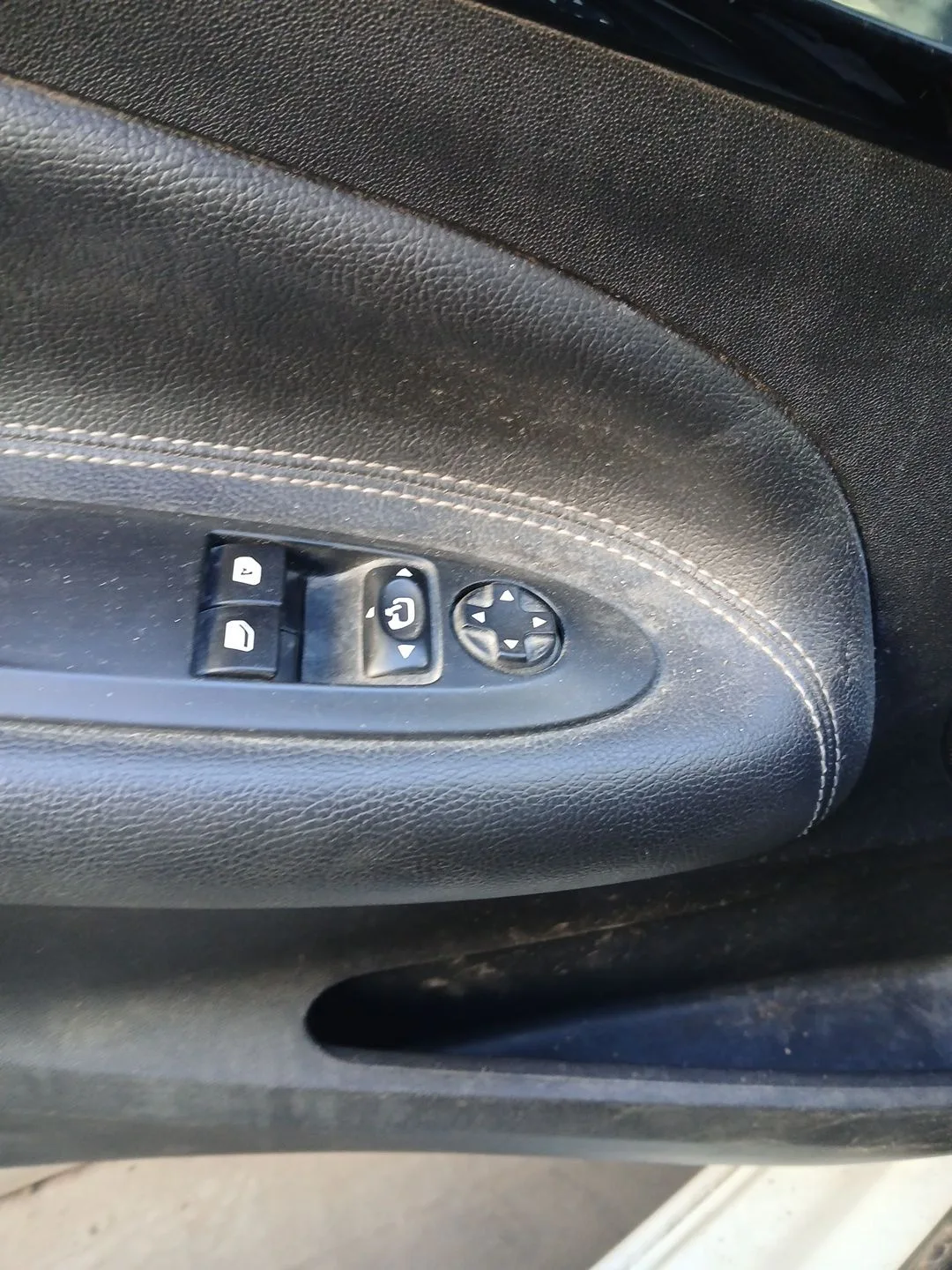 Mando Elevalunas Delantero Izquierdo para Citroën Ds3 (Sa_)