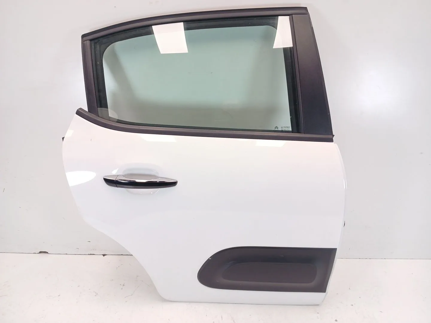 Puerta Trasera Derecha para Citroën C3 Iii (Sx)