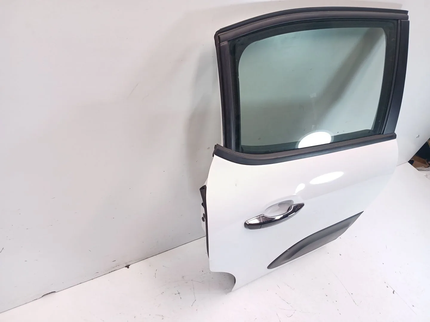 Puerta Trasera Derecha para Citroën C3 Iii (Sx)
