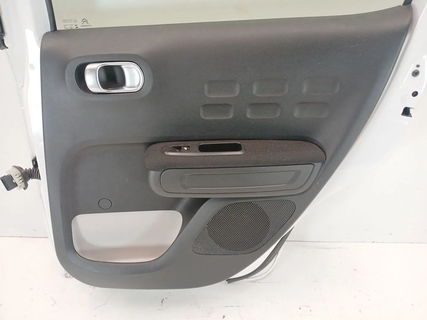 Puerta Trasera Derecha para Citroën C3 Iii (Sx)