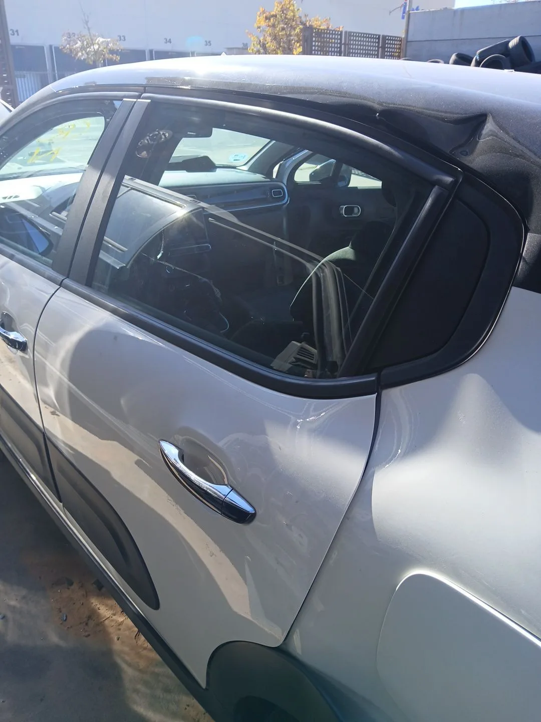 Puerta Trasera Izquierda para Citroën C3 Iii (Sx)