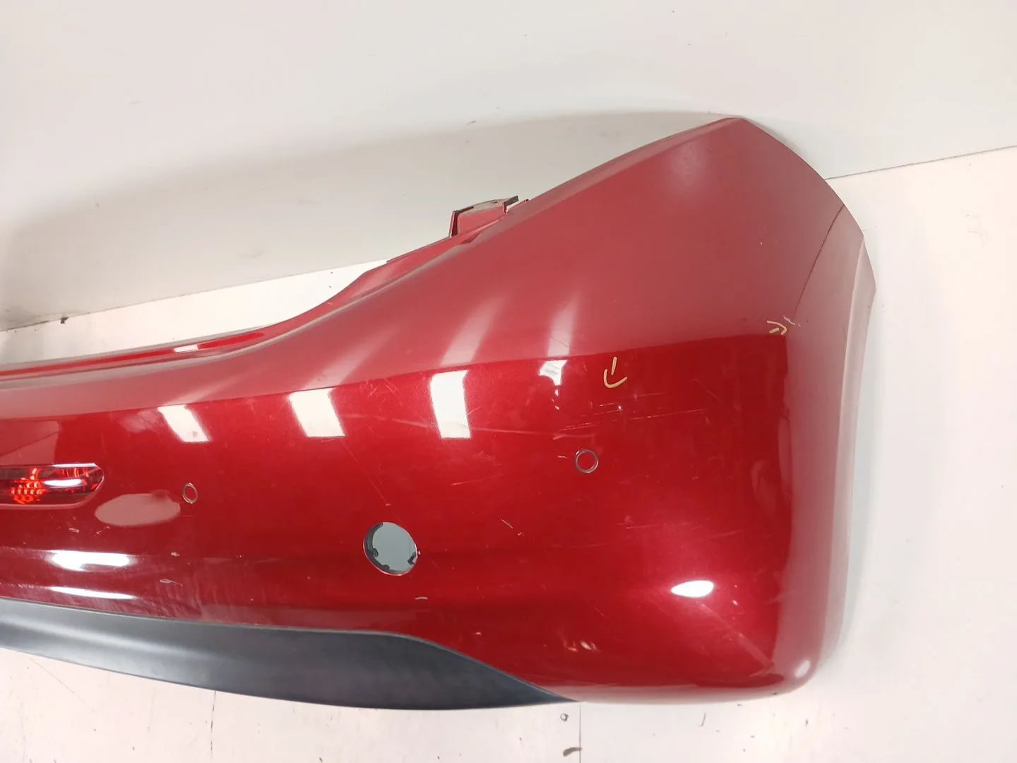 Paragolpes Trasero para Peugeot 208 I (Ca_, Cc_)