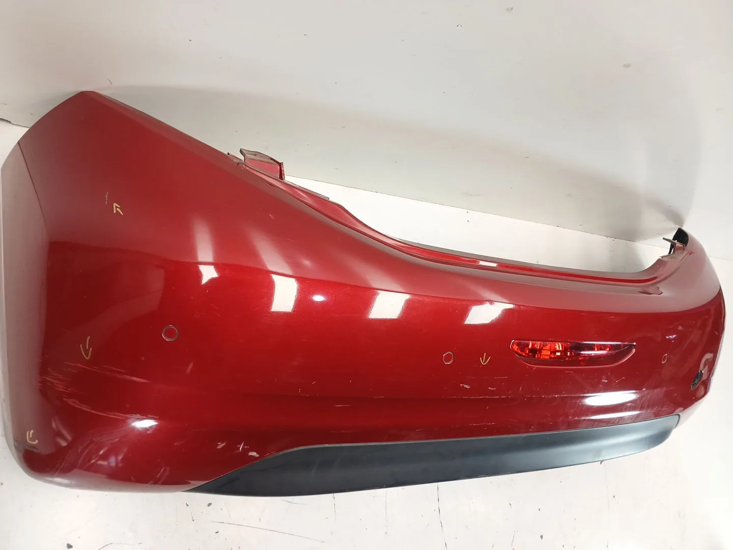 Paragolpes Trasero para Peugeot 208 I (Ca_, Cc_)