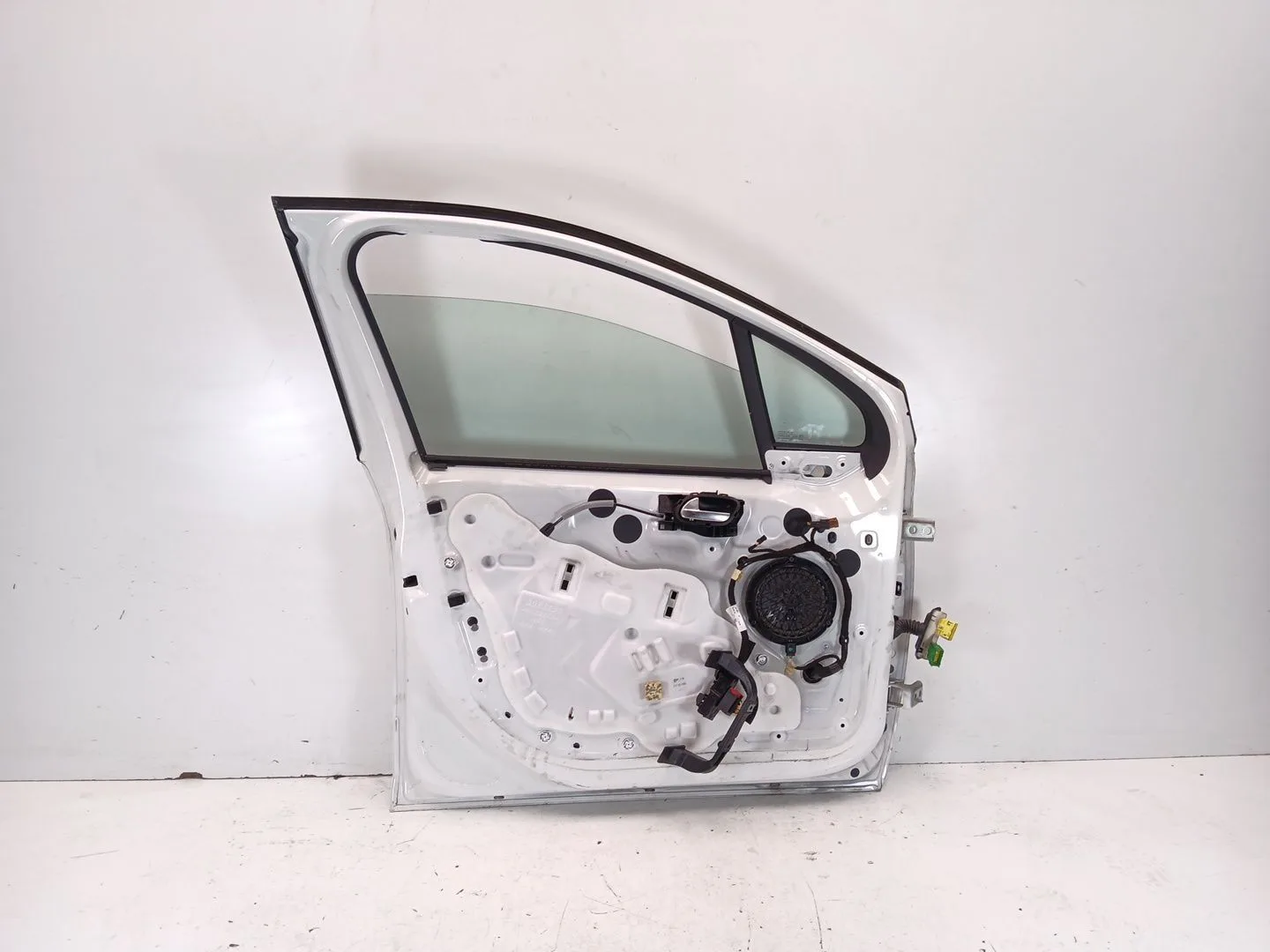 Puerta Delantera Izquierda para Peugeot 208 I (Ca_, Cc_)