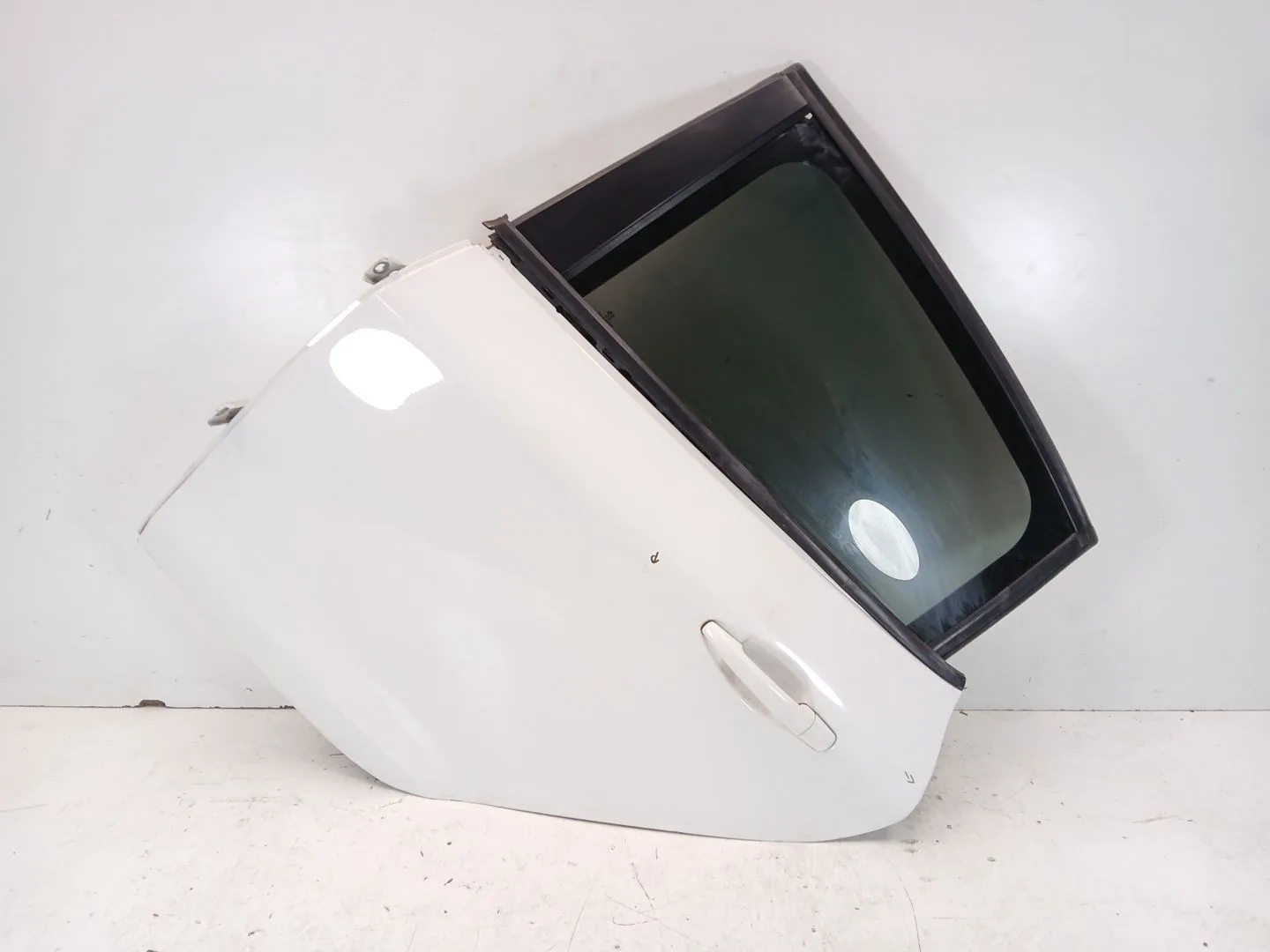Puerta Trasera Izquierda para Peugeot 208 I (Ca_, Cc_)